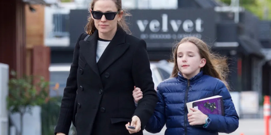 seraphina affleck